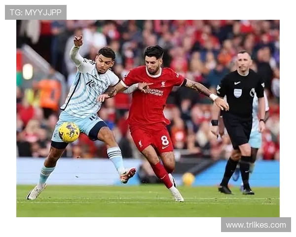 内维斯在英超强强对话中的中场战术价值分析