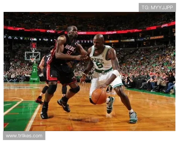 加内特低位单打效率提升，防守影响力仍领跑内线